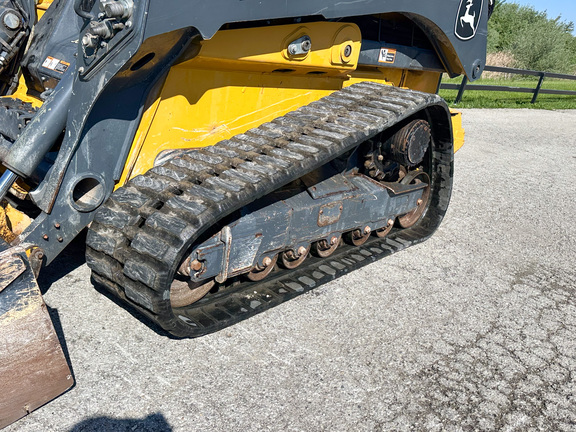 2024 John-Deere 335 P