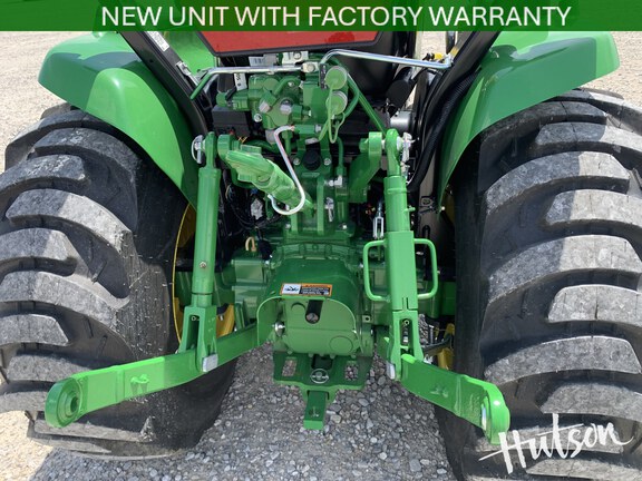 Photo of 2025 John Deere 3046R