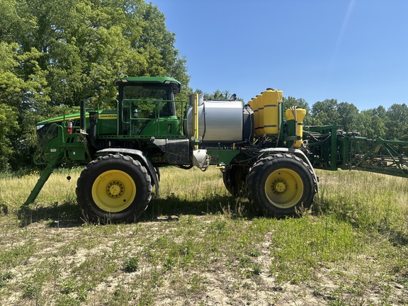 Used 2023 John Deere 410R Self Propelled Sprayers at Koenig Equipment in Knightstown, IN - Photo1