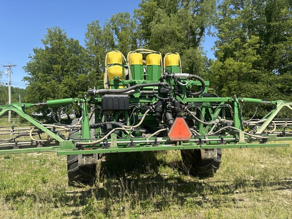 Used 2023 John Deere 410R Self Propelled Sprayers at Koenig Equipment in Knightstown, IN - Photo11