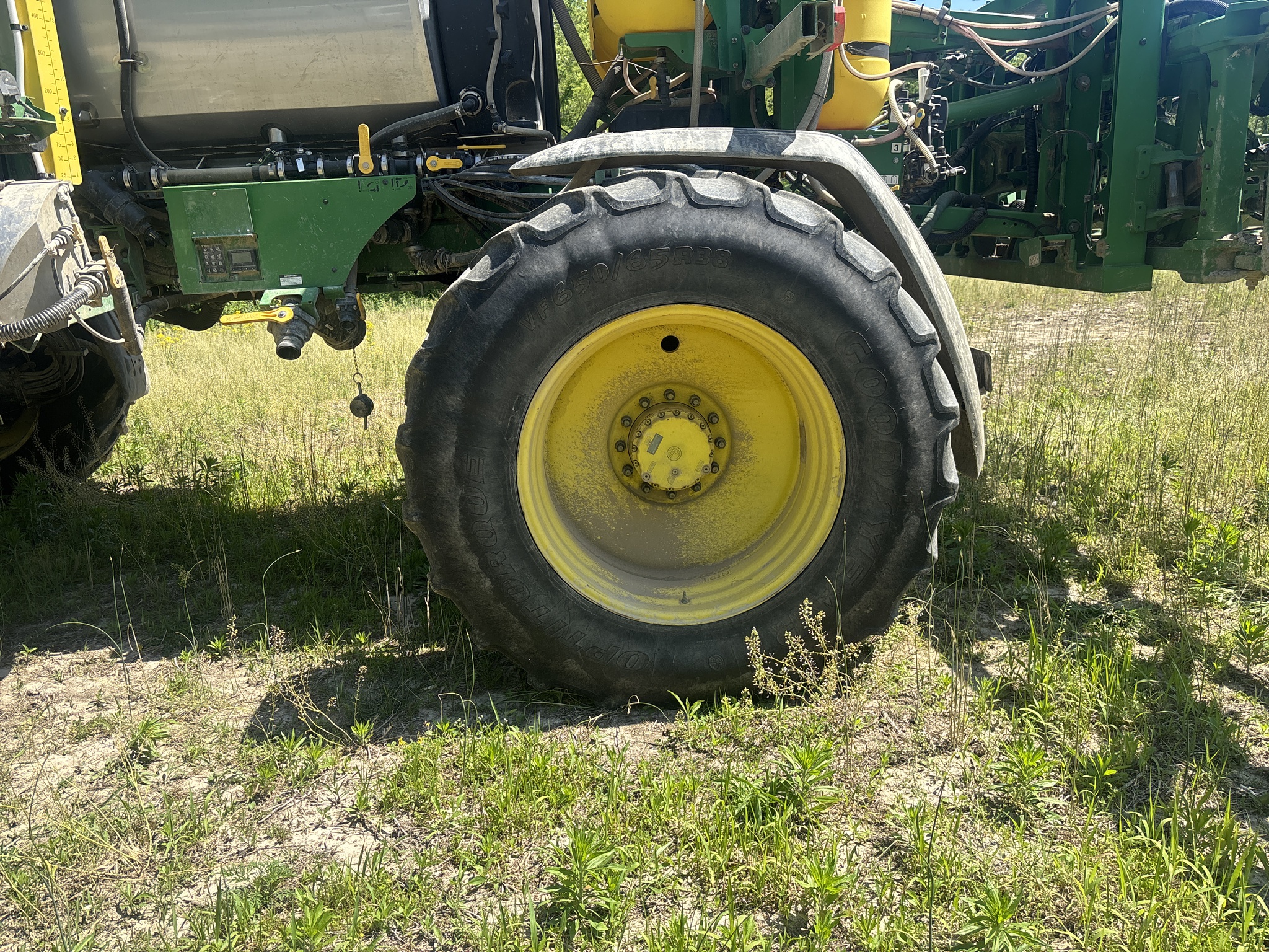 Used 2023 John Deere 410R Self Propelled Sprayers at Koenig Equipment in Knightstown, IN - PhotoXL13