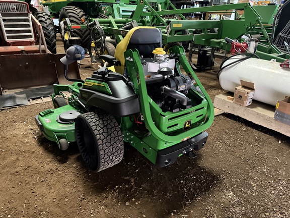 2025 John Deere Z965M EFI - Photo5