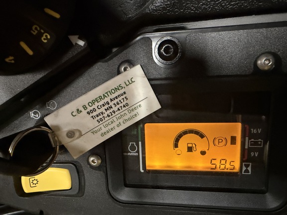 2025 John Deere Z965M EFI - Photo8