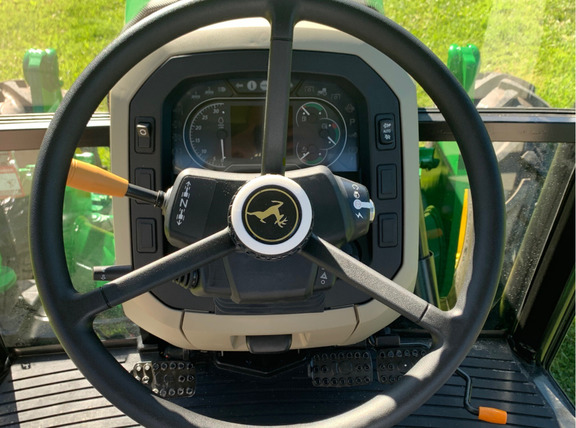 2025 John Deere 5100E-6