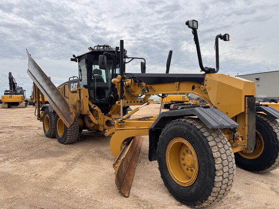 2016 Caterpillar 160M