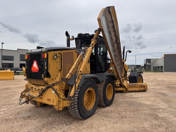 2016 Caterpillar 160M