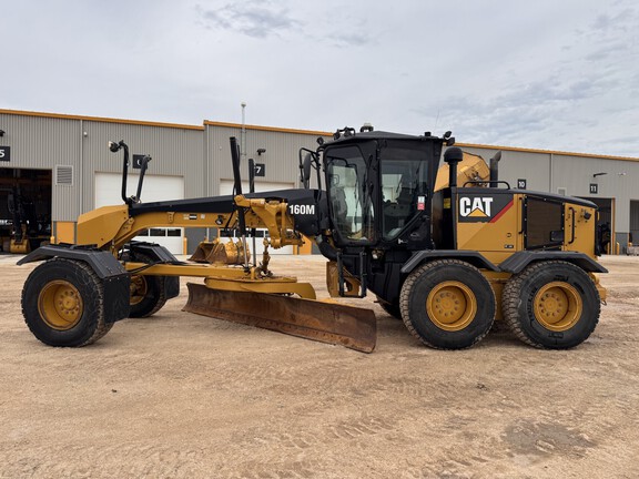 2016 Caterpillar 160M