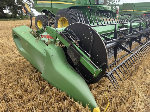 Photo of 2022 John Deere RD40F