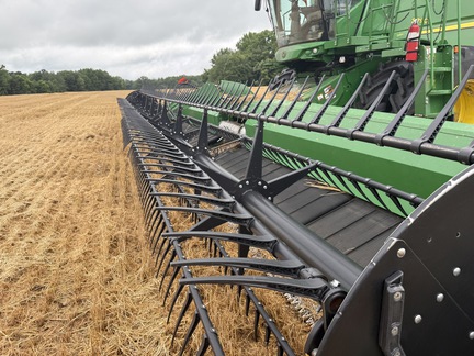 Photo of 2022 John Deere RD40F