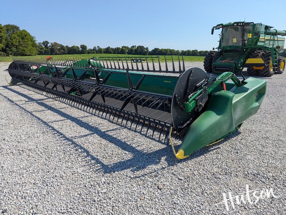 Photo of 2022 John Deere RD40F