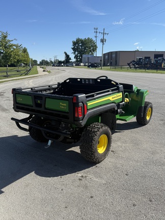 2025 John-Deere 4X2 GATOR