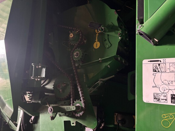Photo of 2013 John Deere S680