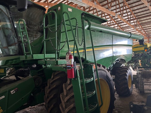 Photo of 2013 John Deere S680
