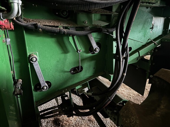 Photo of 2013 John Deere S680