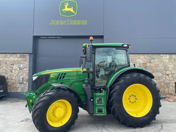 John Deere 6155R