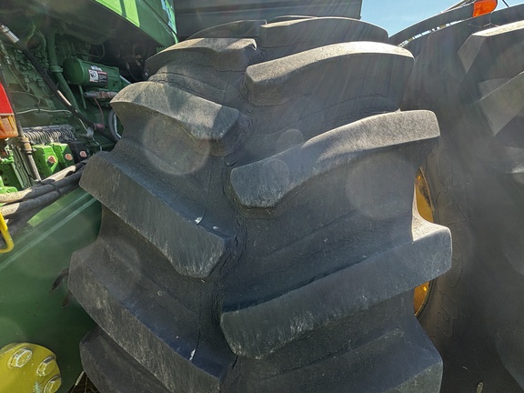 Used 2013 John Deere 9460R Articulated 4WD Tractors at Horizon Ag & Turf in St. Paul, AB - Photo4