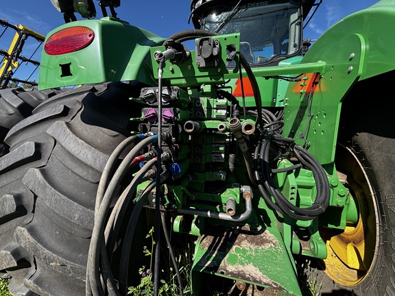 Used 2013 John Deere 9460R Articulated 4WD Tractors at Horizon Ag & Turf in St. Paul, AB - Photo9