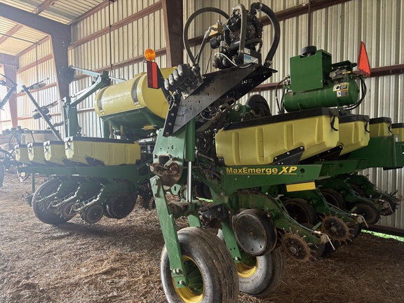 Photo of 2014 John Deere 1770NT