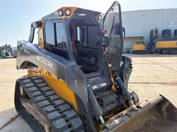 Photo of 2025 John Deere 331P