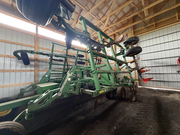 Photo of 2008 John Deere 2410