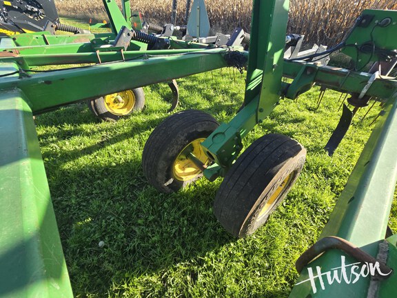 Photo of 2008 John Deere 2410
