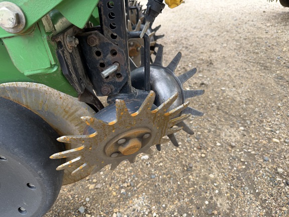 2000 John Deere 1770 - Photo13