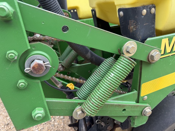 2000 John Deere 1770 - Photo20