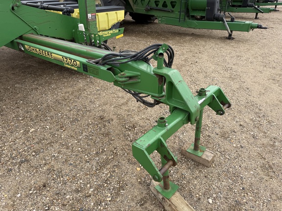 2000 John Deere 1770 - Photo31