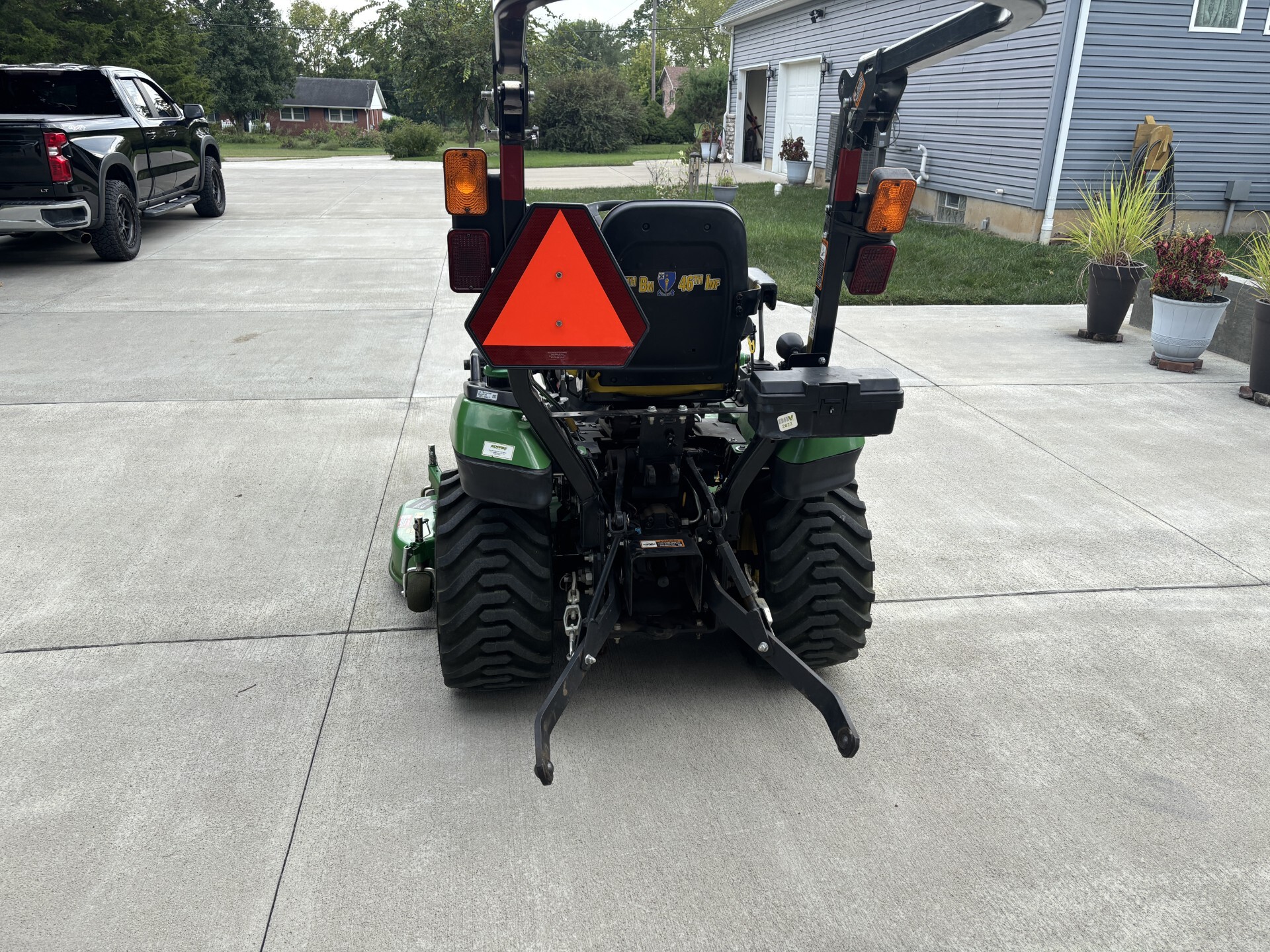 Used 2018 John Deere 1025R Compact Utility Tractors at Koenig Equipment in Germantown, OH - PhotoXL26