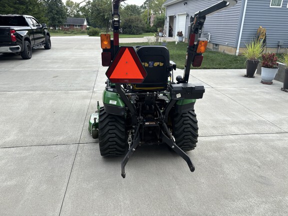 Used 2018 John Deere 1025R Compact Utility Tractors at Koenig Equipment in Germantown, OH - Photo26