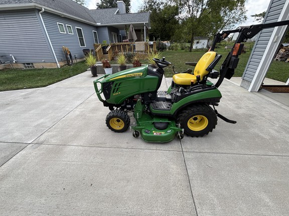Used 2018 John Deere 1025R Compact Utility Tractors at Koenig Equipment in Germantown, OH - Photo3