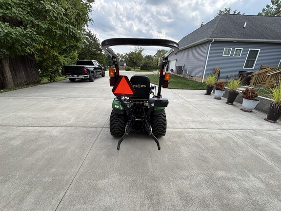 Used 2018 John Deere 1025R Compact Utility Tractors at Koenig Equipment in Germantown, OH - Photo14