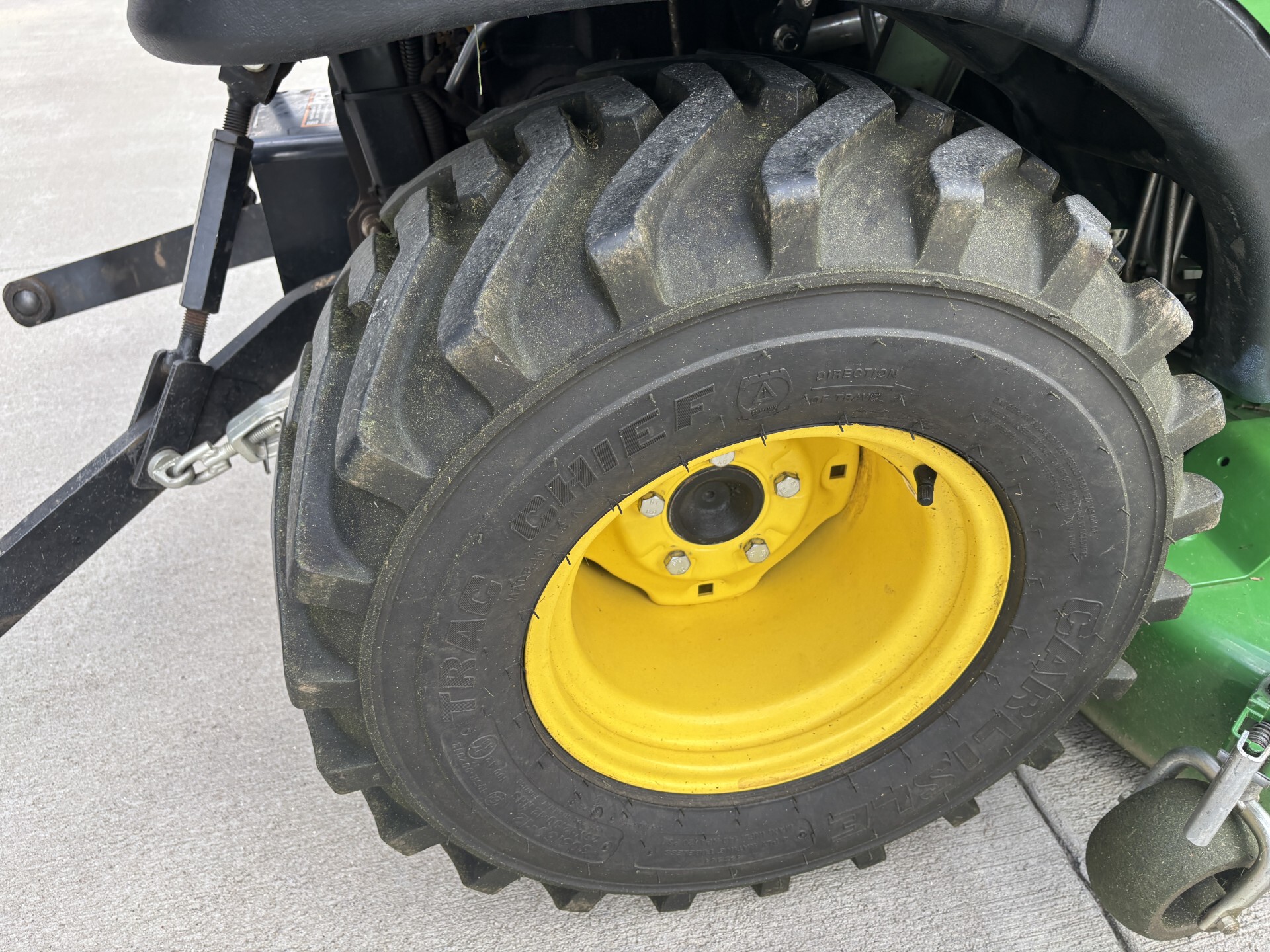 Used 2018 John Deere 1025R Compact Utility Tractors at Koenig Equipment in Germantown, OH - PhotoXL22