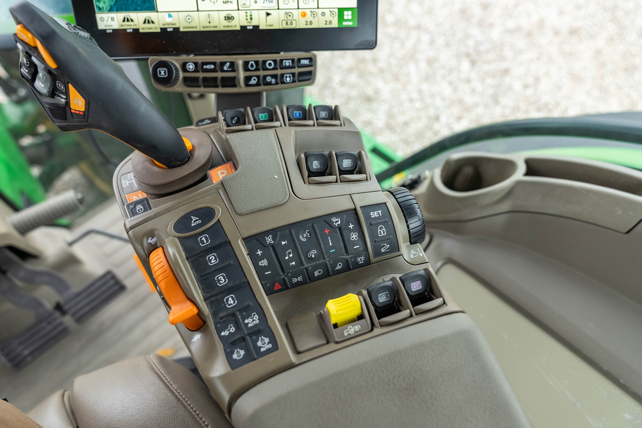 Used 2025 John Deere 8R 370 Row Crop Tractors at Koenig Equipment in Knightstown, IN - PhotoXL34