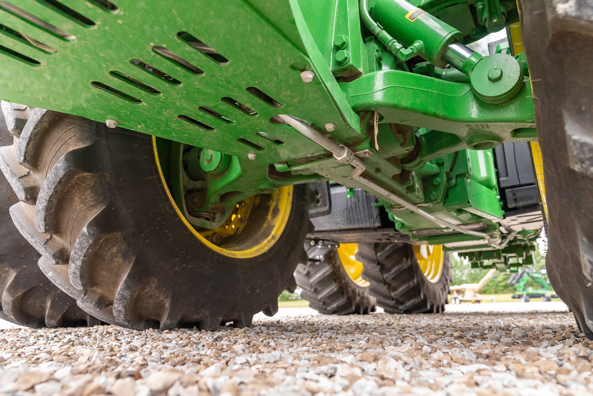 Used 2025 John Deere 8R 370 Row Crop Tractors at Koenig Equipment in Knightstown, IN - PhotoXL14