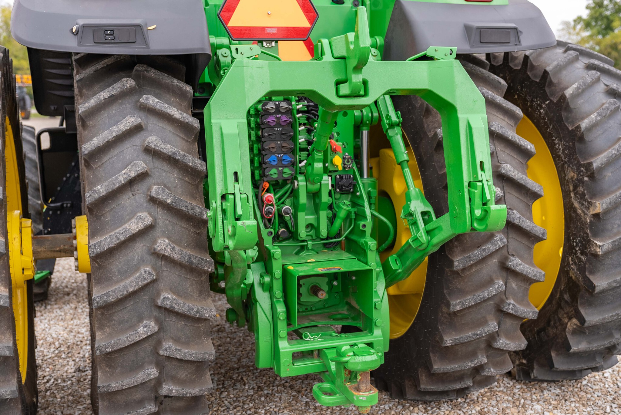 Used 2025 John Deere 8R 370 Row Crop Tractors at Koenig Equipment in Knightstown, IN - PhotoXL16