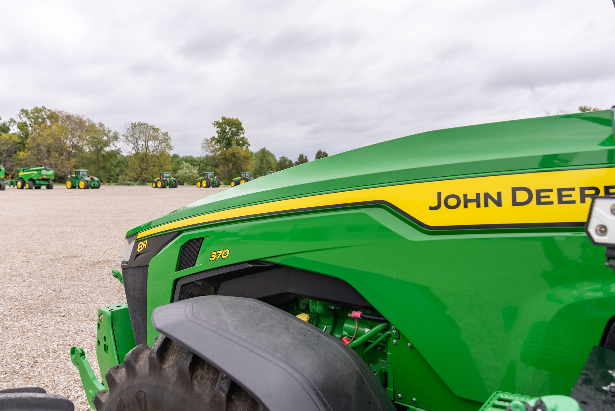 Used 2025 John Deere 8R 370 Row Crop Tractors at Koenig Equipment in Knightstown, IN - PhotoXL22