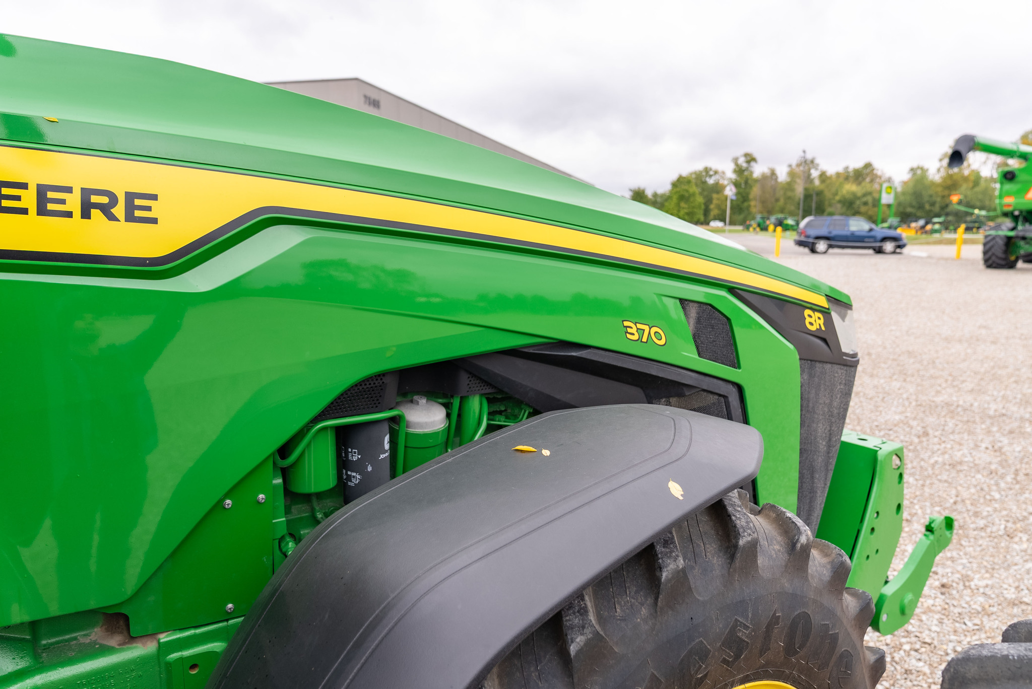 Used 2025 John Deere 8R 370 Row Crop Tractors at Koenig Equipment in Knightstown, IN - PhotoXL23