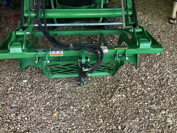 Photo of 2023 John Deere 1025R