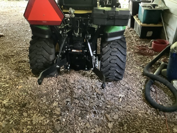 Photo of 2023 John Deere 1025R