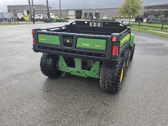 2021 John-Deere TH 6X4