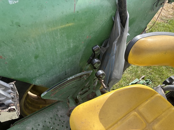 Used 1985 John Deere 2750 Utility Tractors at Koenig Equipment in Urbana, OH - Photo19