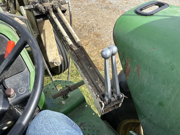 Used 1985 John Deere 2750 Utility Tractors at Koenig Equipment in Urbana, OH - Photo26