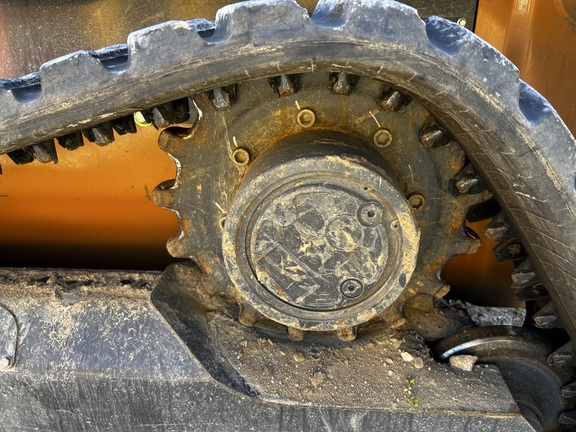 2025 Case TV450B
