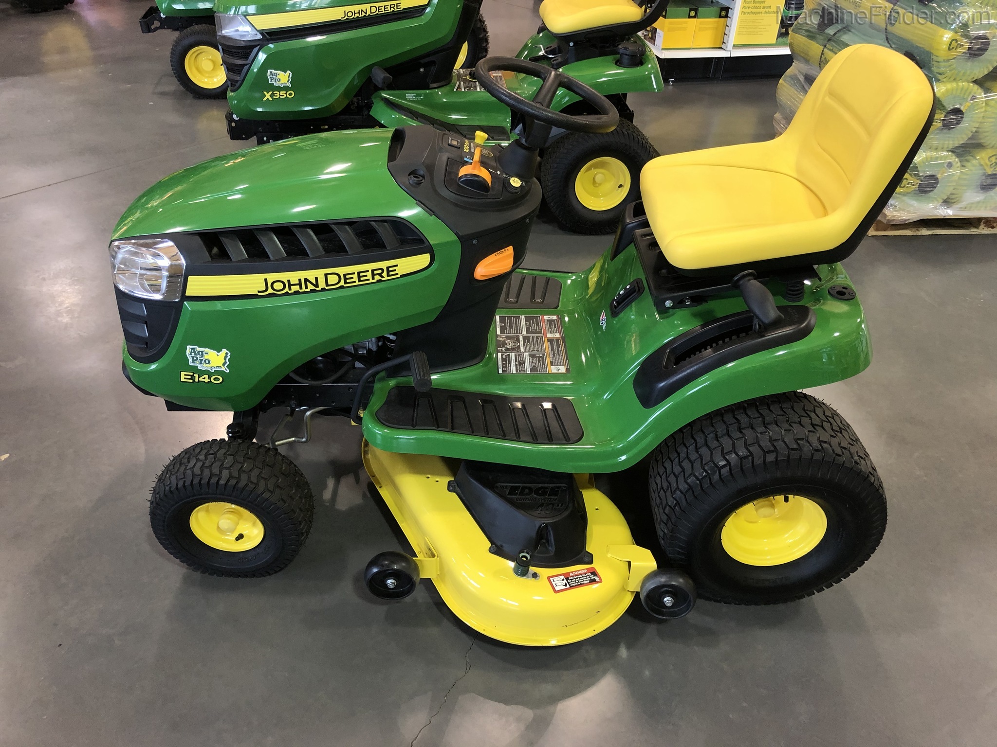 2020 John Deere E140 Image 4