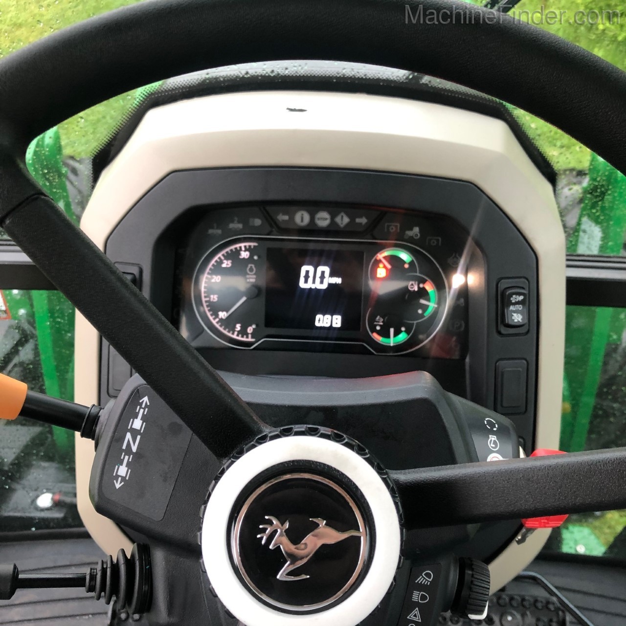 2020 John Deere 5100E Image 13