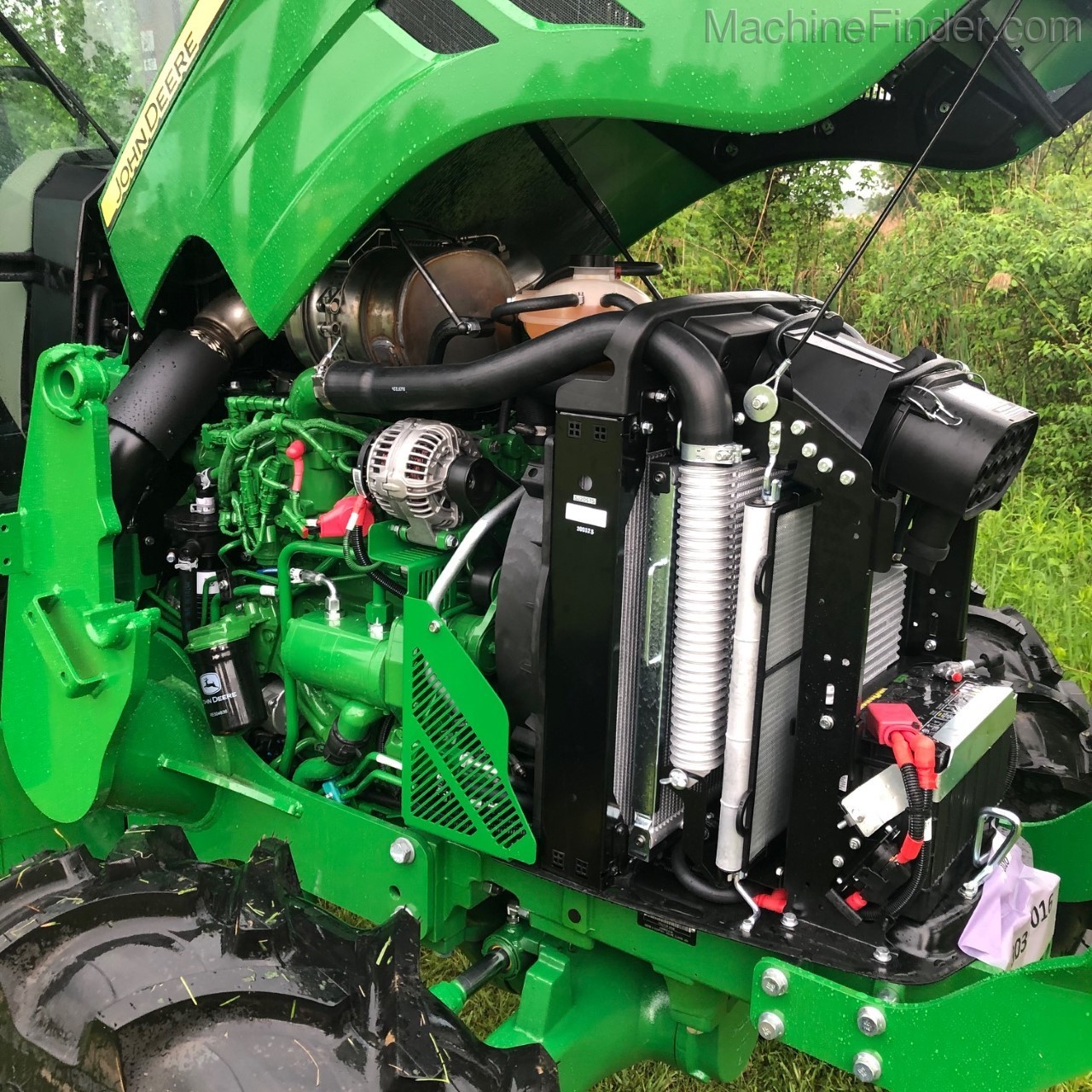 2020 John Deere 5100E Image 10