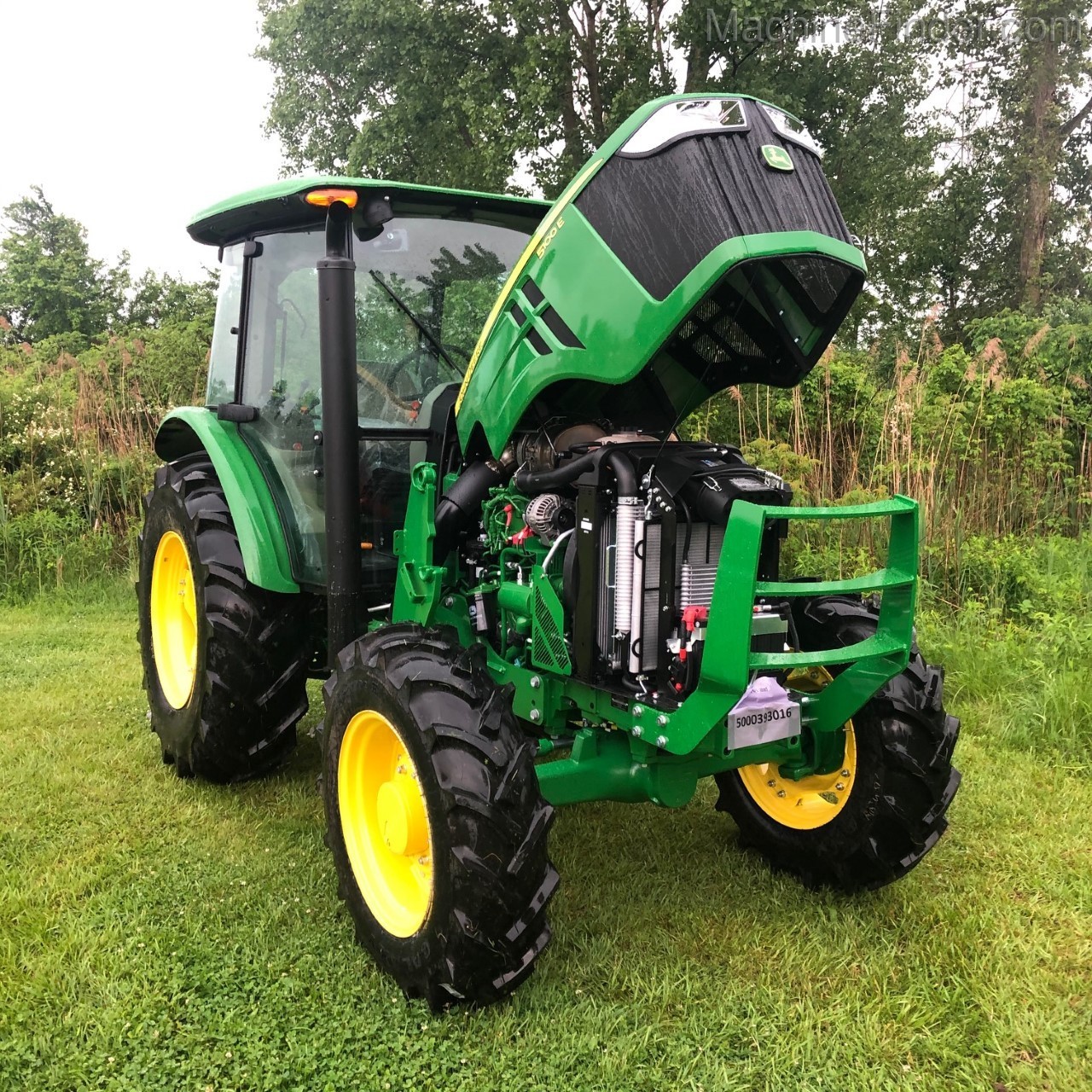2020 John Deere 5100E Image 5