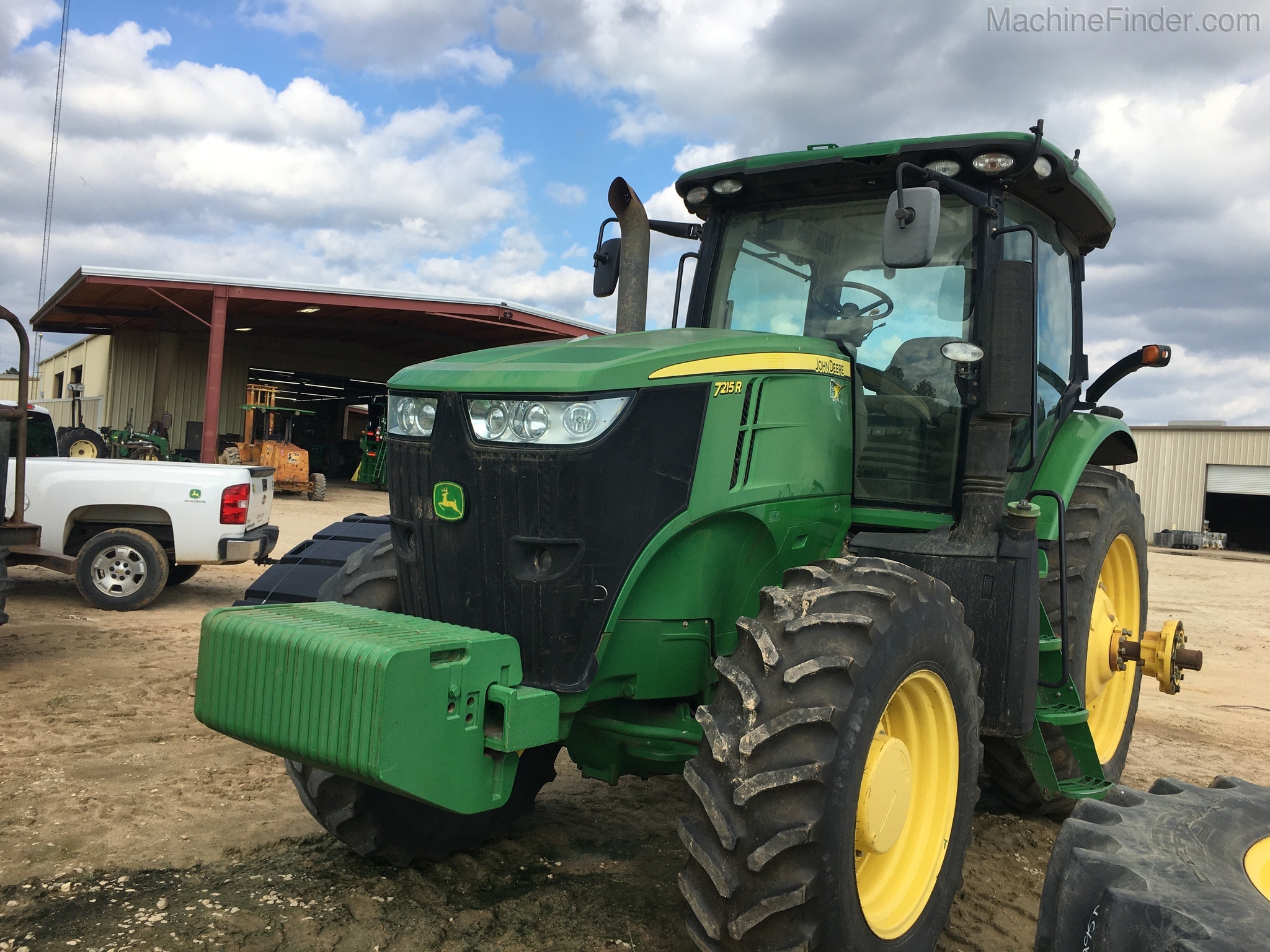 2012 John Deere 7215R Image 2