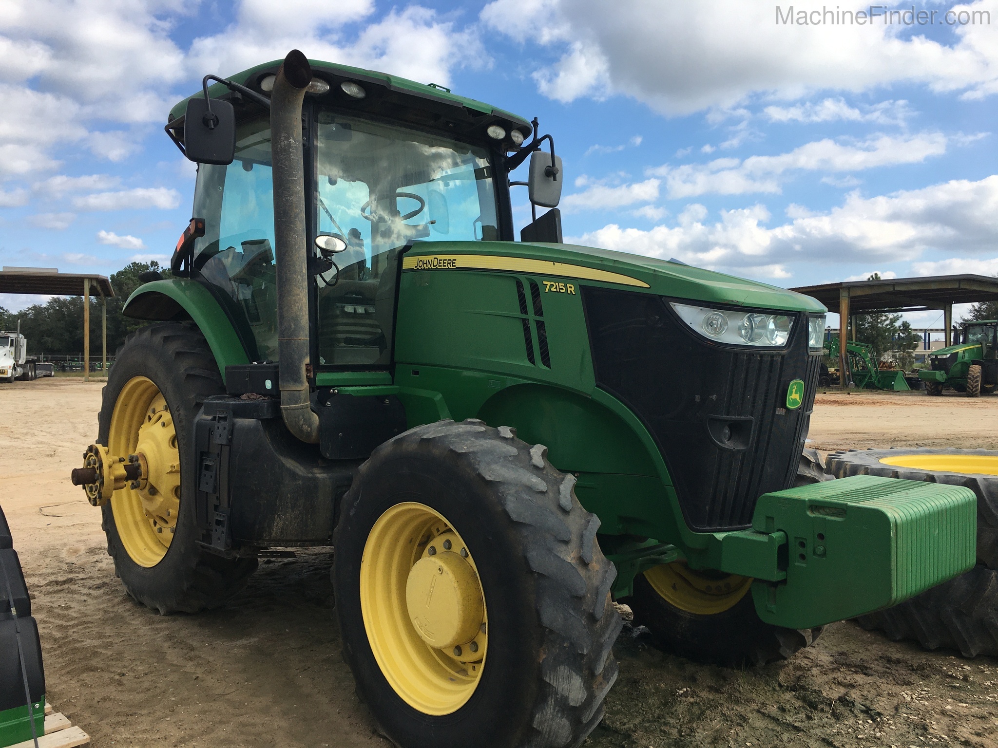 2012 John Deere 7215R Image 3